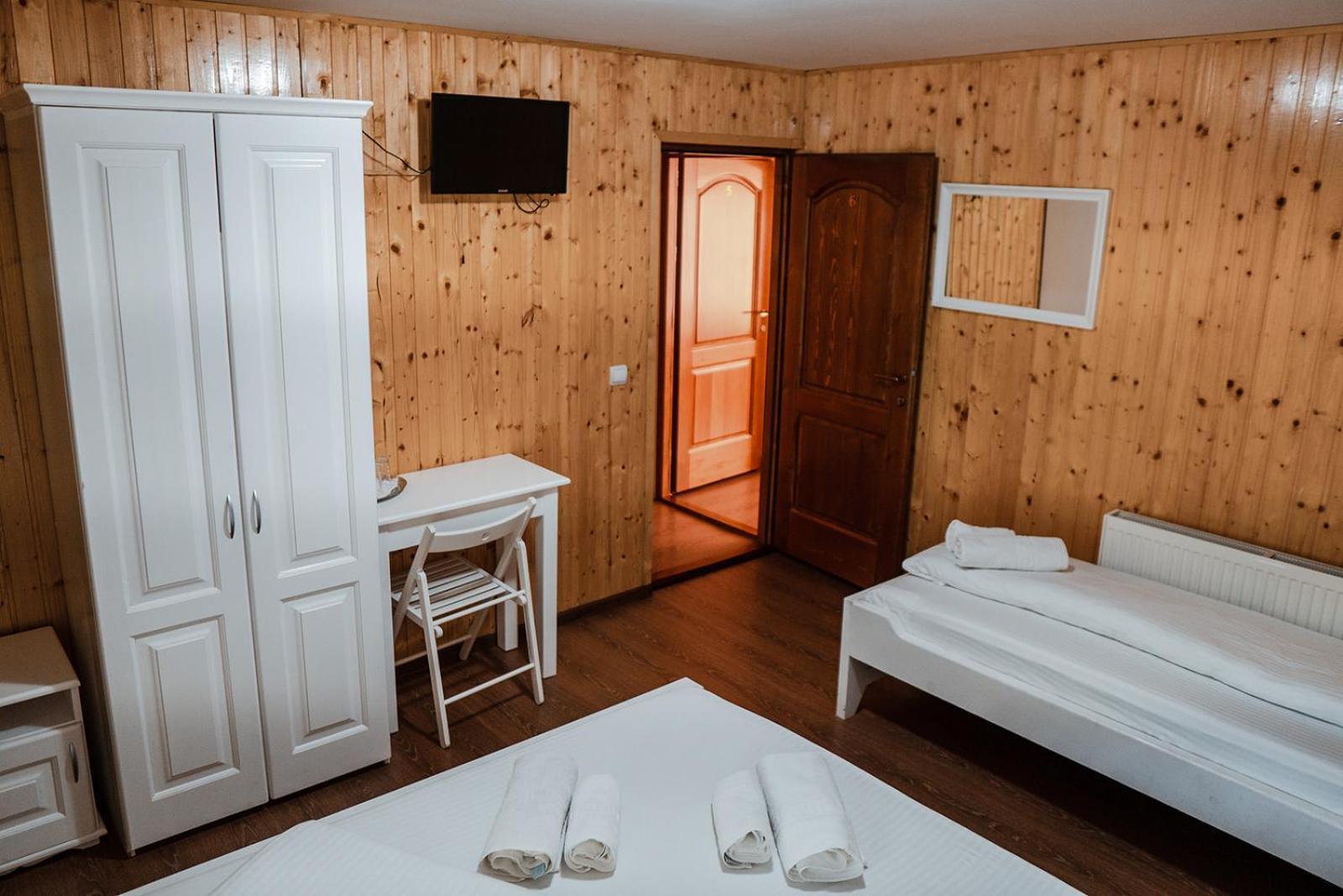 Pensiunea Petru Şugag Quarto foto